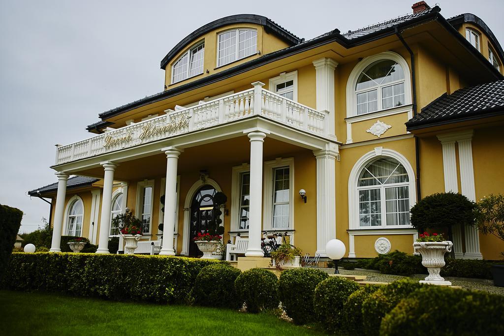 Dworek Hetmanski Stargard in Pommern Exterior foto