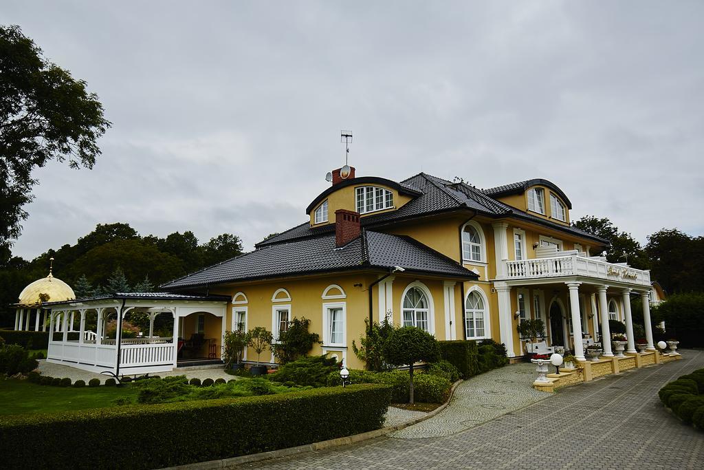 Dworek Hetmanski Stargard in Pommern Exterior foto